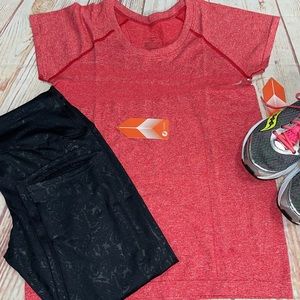 Oiselle black widow knickers paisley size 8 NWT